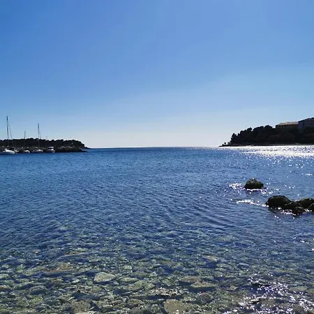 アパート Crostar