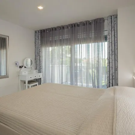 Crostar Apartamento Pjescana Uvala