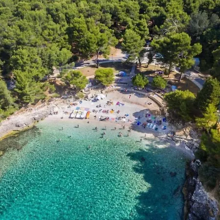 Crostar アパート *