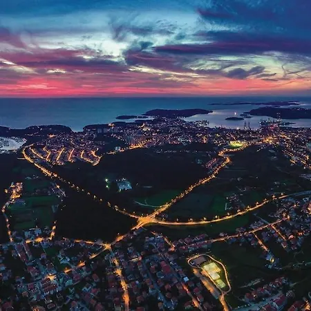 Crostar アパート *