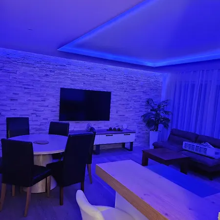 Crostar アパート ペシュチャーナ・ウヴァラ