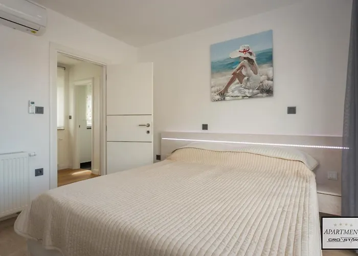 Crostar Appartement Pjescana Uvala