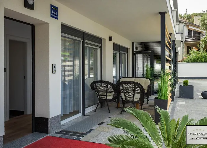 Crostar Apartamento *